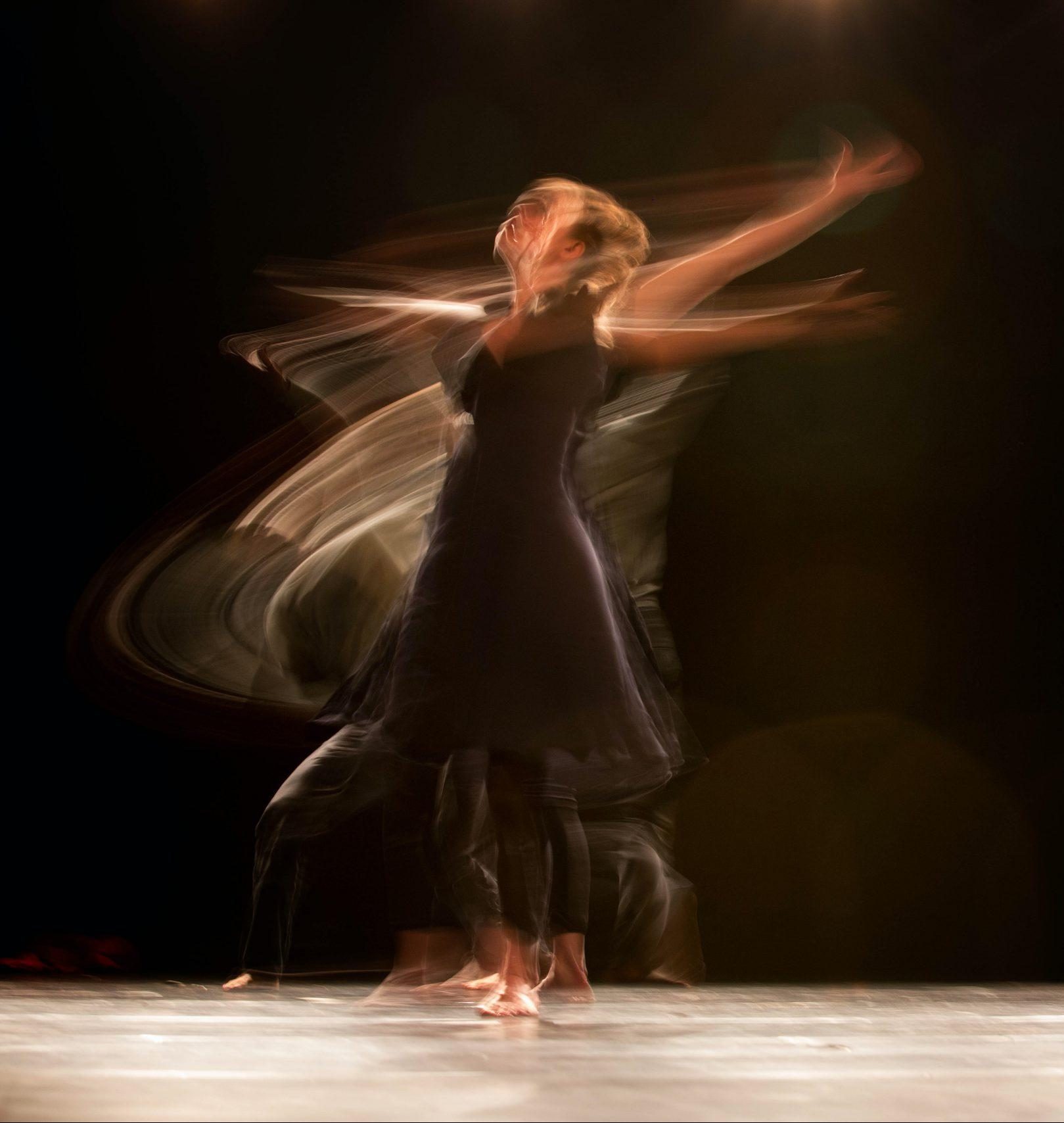 Mouvement d'ouverture vers le ciel